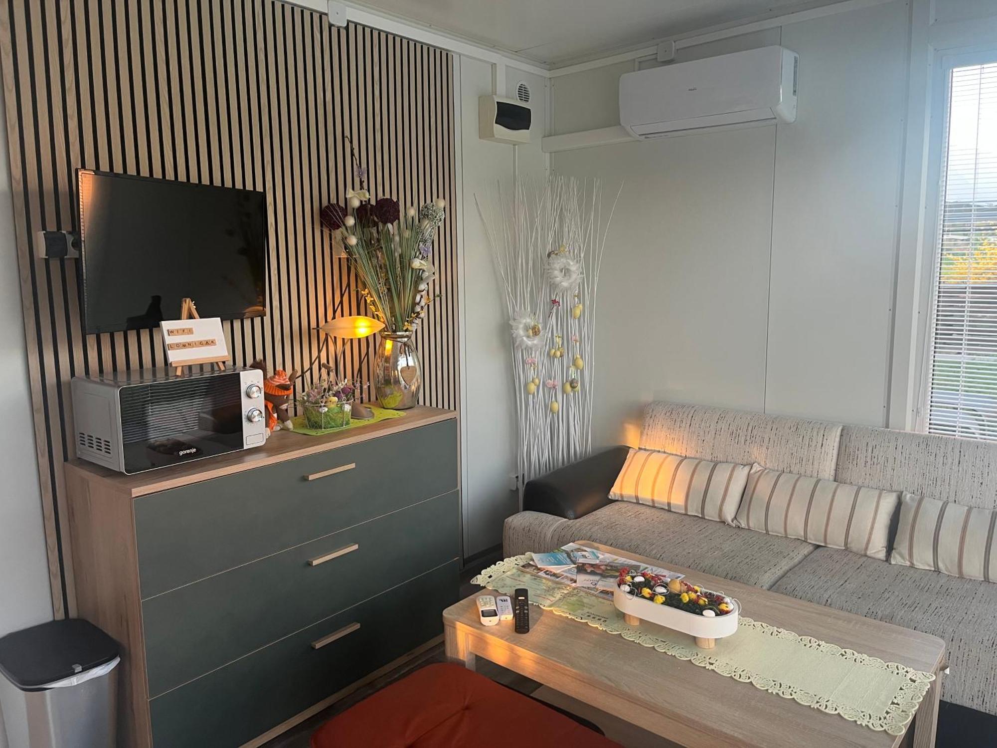 Appartement Kralovsky Park, Vrbov 65, 059 72 Extérieur photo